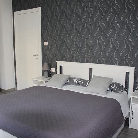 Chloe'S Rooms Кальяри Экстерьер фото